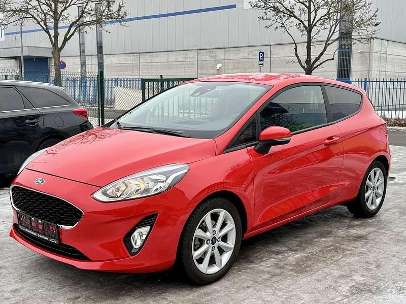 Gebraucht Ford Fiesta 101 PS (74 kW) 2018 Racerot Kleinwagen