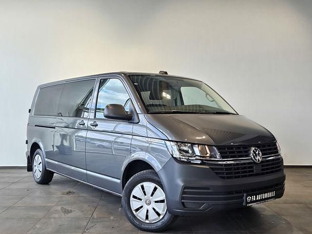 Gebraucht VW Caravelle 150 PS (110 kW) 2023 Indium grau Van / Kleinbus