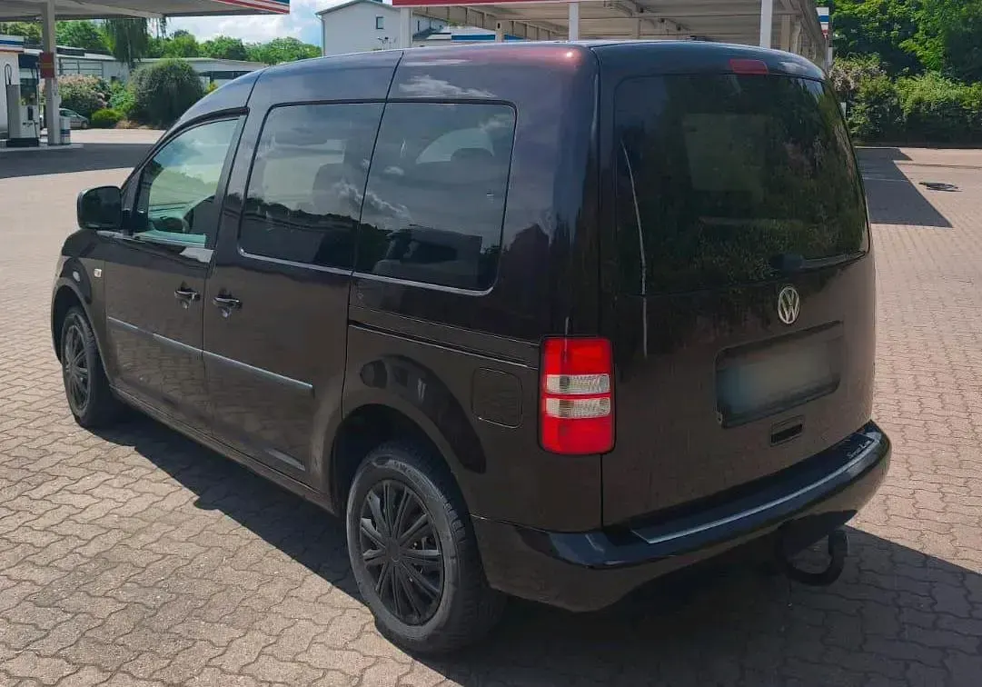 Gebraucht VW Caddy 140 PS (102 kW) 2011 Violet Van / Kleinbus