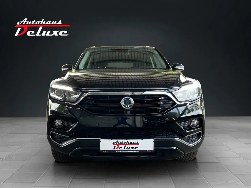 Gebraucht SsangYong Rexton Sapphire 181 PS (133 kW) 2018 Schwarz SUV
