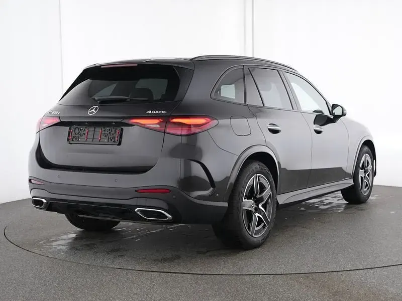 Gebraucht Mercedes GLC400d AMG 252 PS (185 kW) 2025 Grau SUV