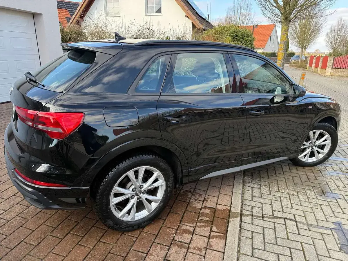Gebraucht Audi Q3 150 PS (110 kW) 2019 Schwarz SUV