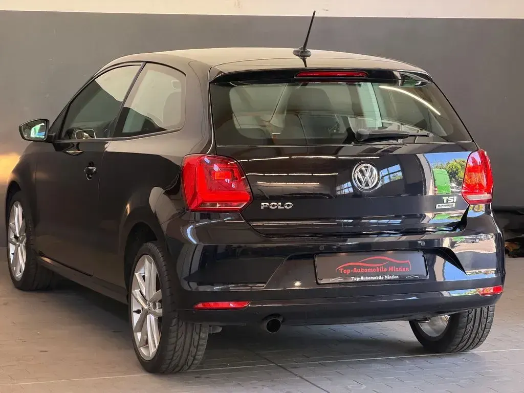 Gebraucht VW Polo Highline 90 PS (66 kW) 2015 Schwarz Kleinwagen