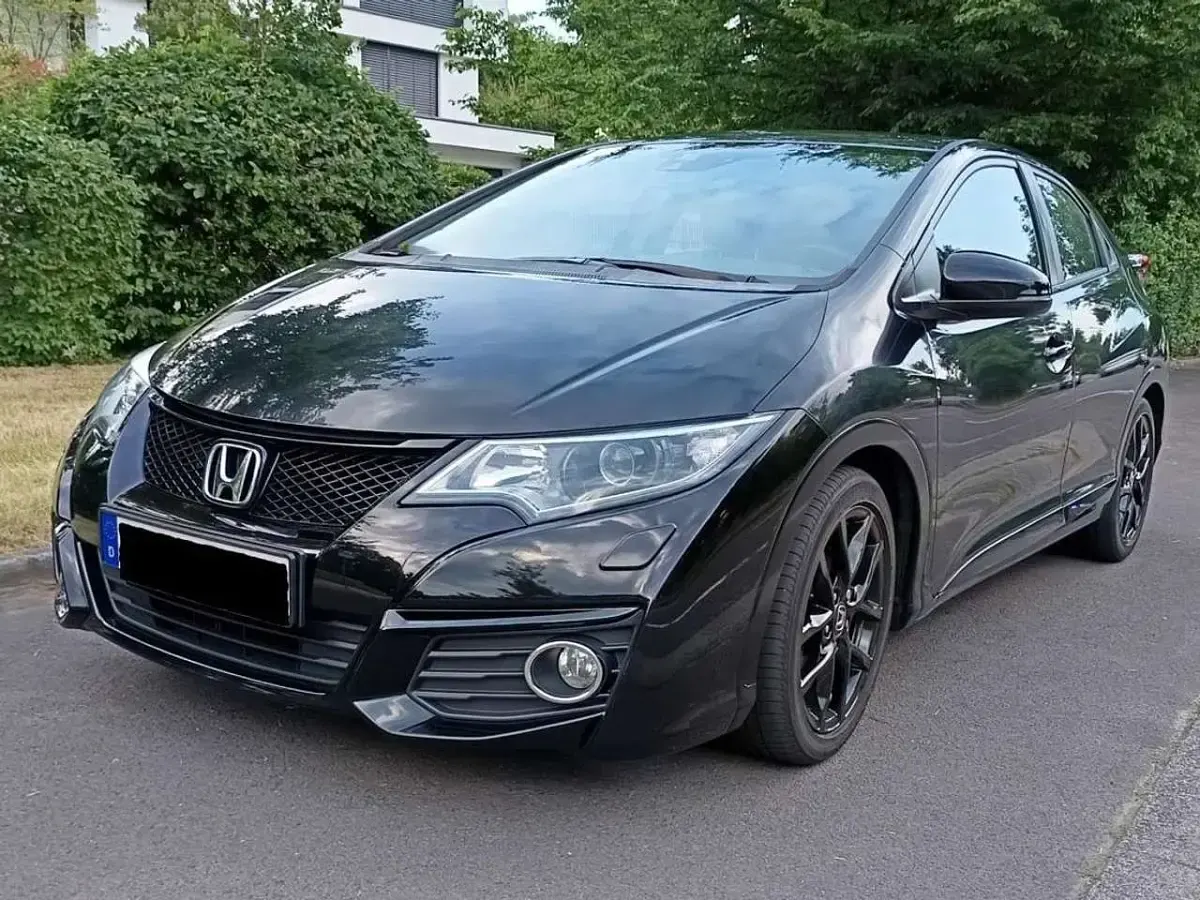 Gebraucht Honda Civic 99 PS (72 kW) 2016 Schwarz Limousine