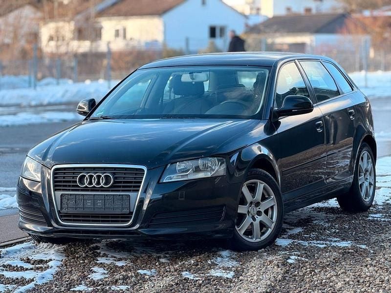 Schwarz Gebraucht 2009 Audi A3 Ambiente Limousine | 3.450 € (Guter Preis) - Bild 1/4
