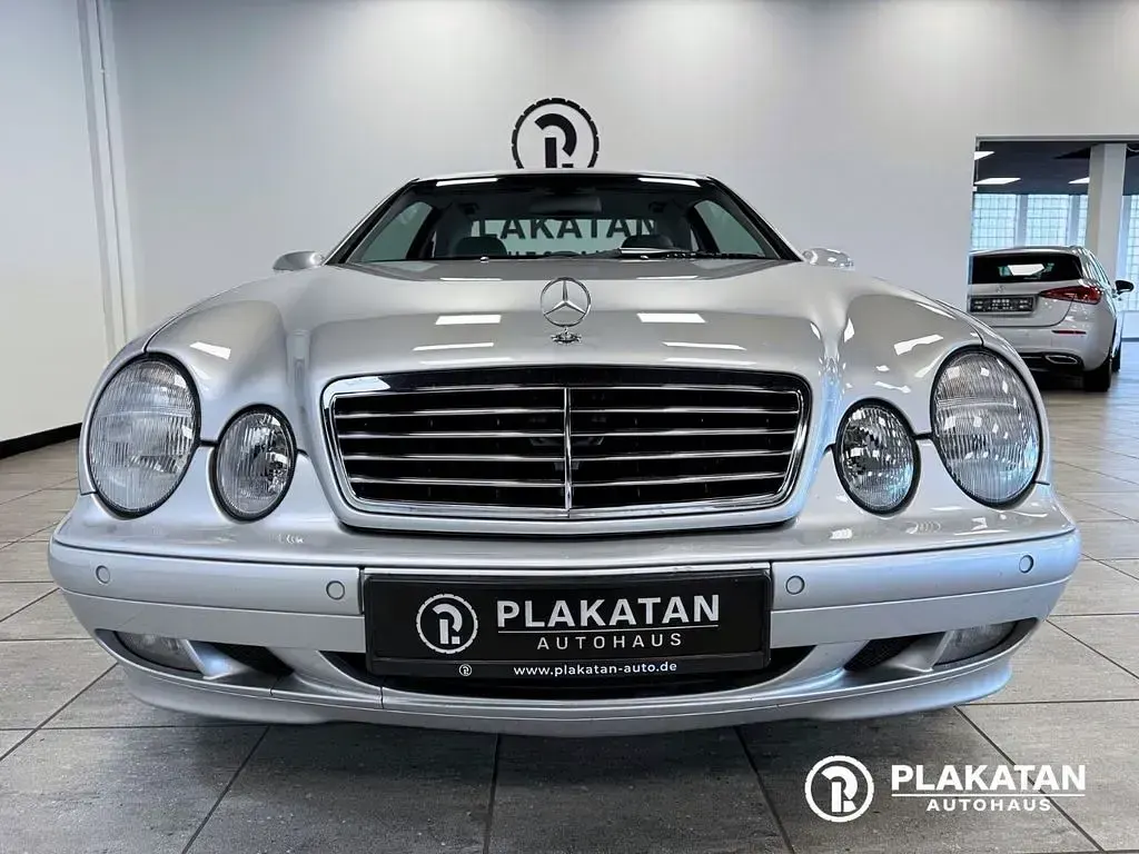 Gebraucht Mercedes CLK320 Elegance 218 PS (160 kW) 2000 Silber Coupé