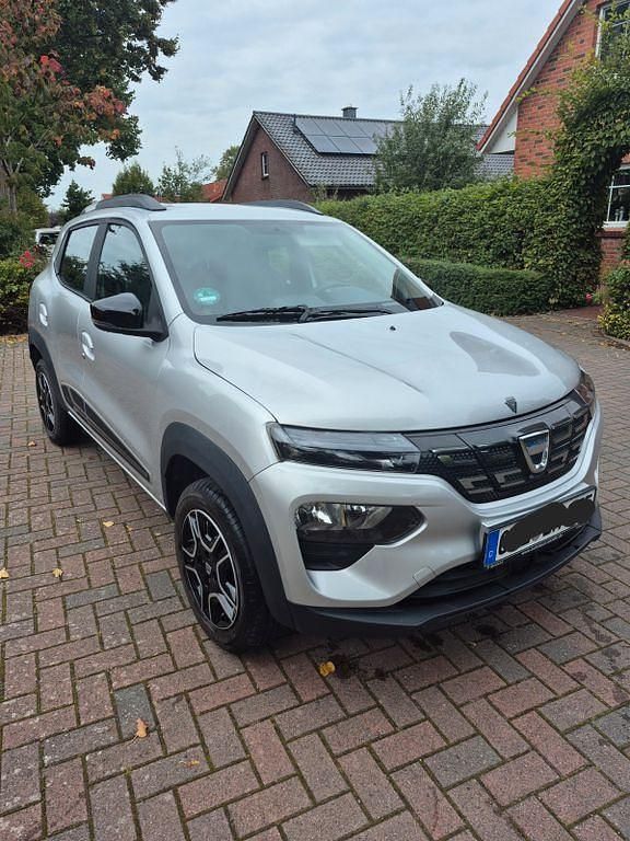 Silber Gebraucht 2022 Dacia Spring Comfort Kleinwagen | 8.765 € (Guter Preis) - Bild 1/4