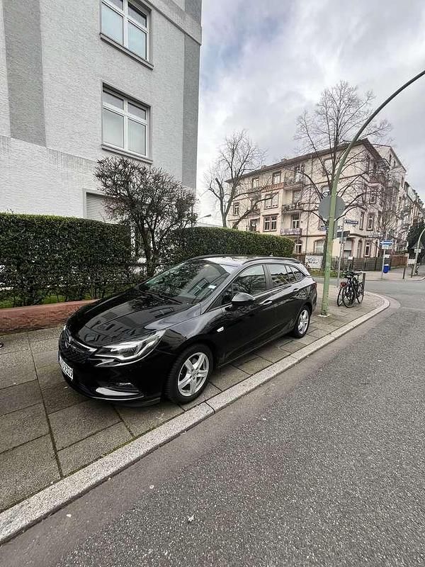Gebraucht Opel Astra Edition 110 PS (80 kW) 2017 Kombi