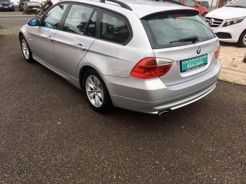 Gebraucht BMW 320 170 PS (125 kW) 2007 Silber Kombi