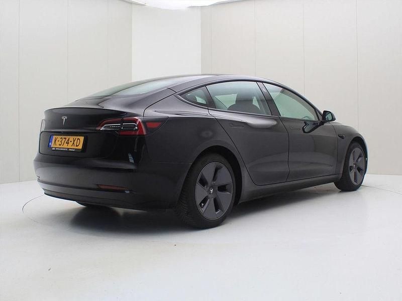 Gebraucht Tesla Model 3 Standard Range 225 kW (306 PS) 2021 Schwarz Limousine
