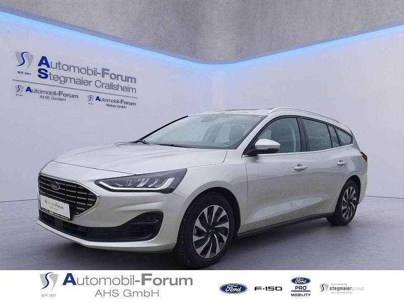 Polarsilber metallic Gebraucht 2025 Ford Focus Titanium Kombi | 24.880 € (Superpreis) - Bild 1/4