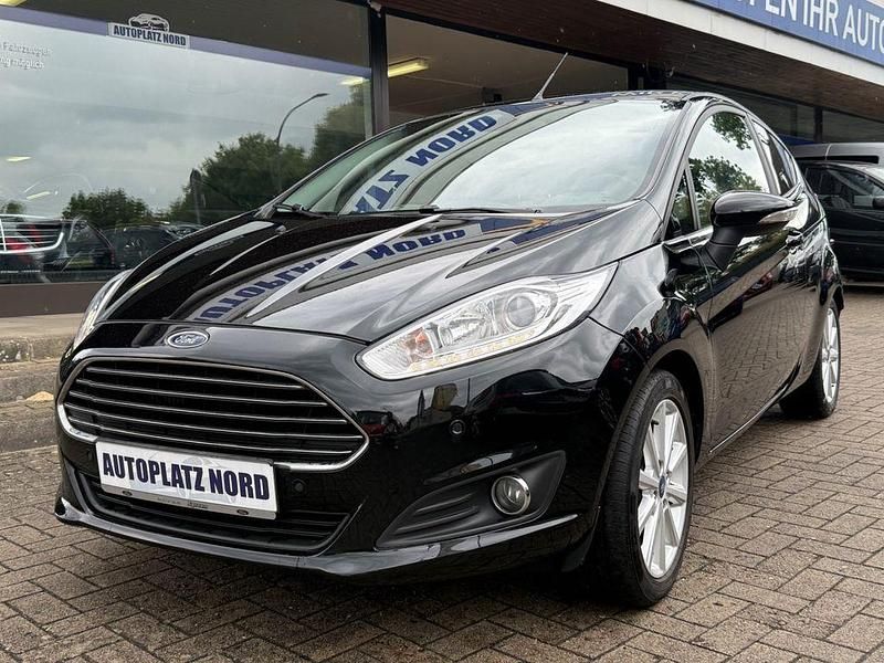 Schwarz Gebraucht 2016 Ford Fiesta Titanium Kleinwagen | 6.499 € (Fairer Preis) - Bild 1/4
