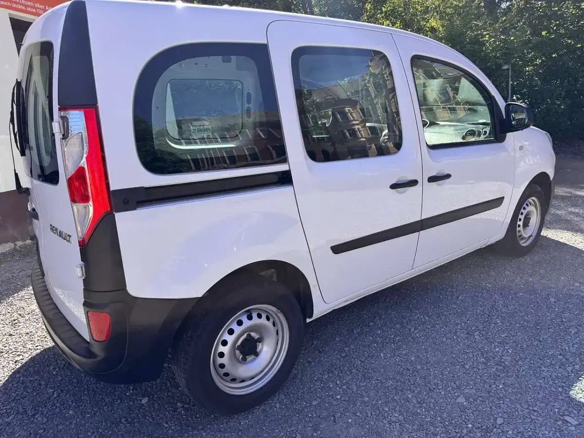 Gebraucht Renault Kangoo Rapid Extra 114 PS (83 kW) 2017 Mineral weiss Van / Kleinbus