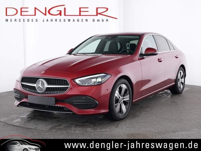Rot Gebraucht 2023 Mercedes C180 Avantgarde Limousine | 34.990 € (Fairer Preis) - Bild 1/4