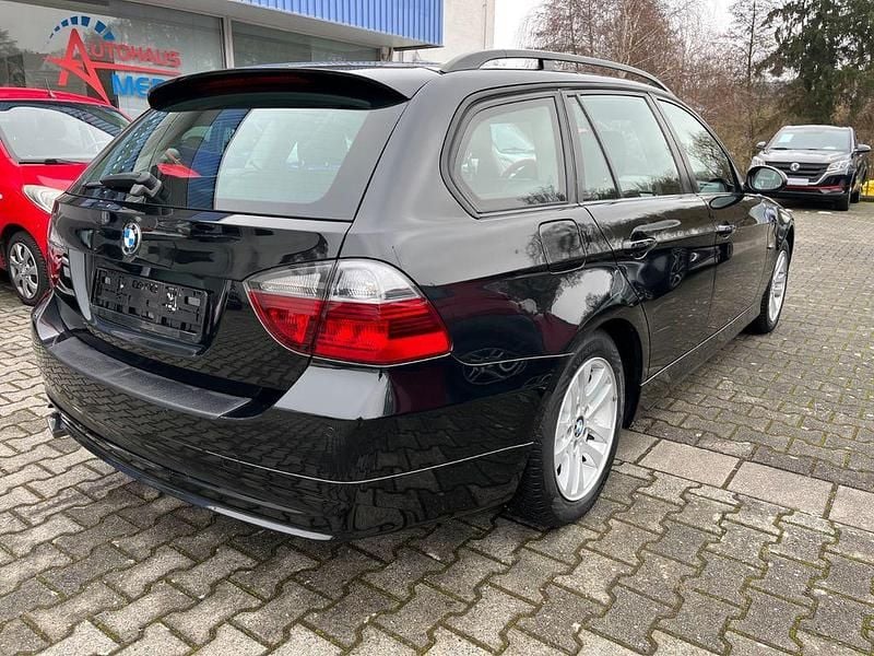 Gebraucht BMW 320 Sport Line 170 PS (125 kW) 2006 Schwarz Kombi