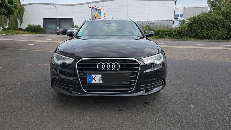 Schwarz Gebraucht 2013 Audi A6 Kombi | 8.750 € (Guter Preis) - Bild 1/4