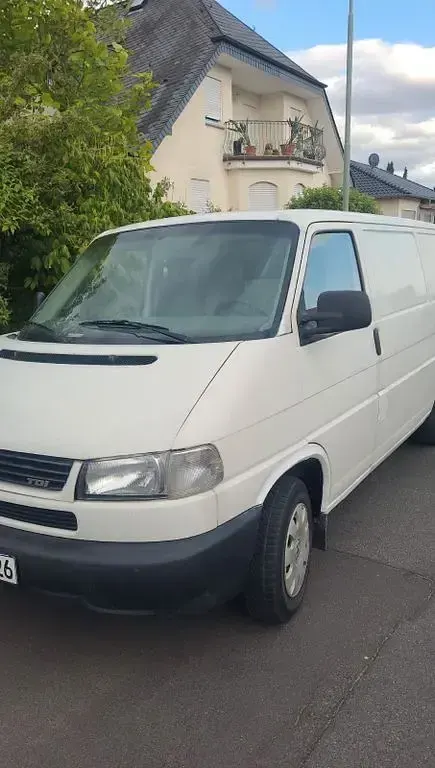 Gebraucht VW T4 102 PS (75 kW) 2000 Weiß Van