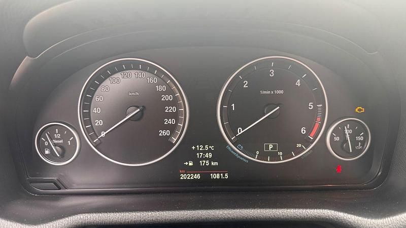 Second-hand BMW X3 184 CP (135 kW) 2012 Alb SUV