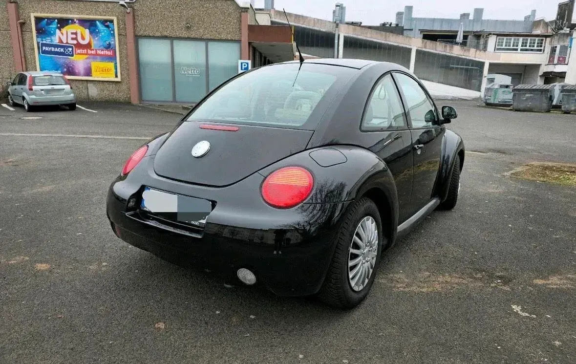 Gebraucht VW Beetle 116 PS (85 kW) 2000 Schwarz Kleinwagen