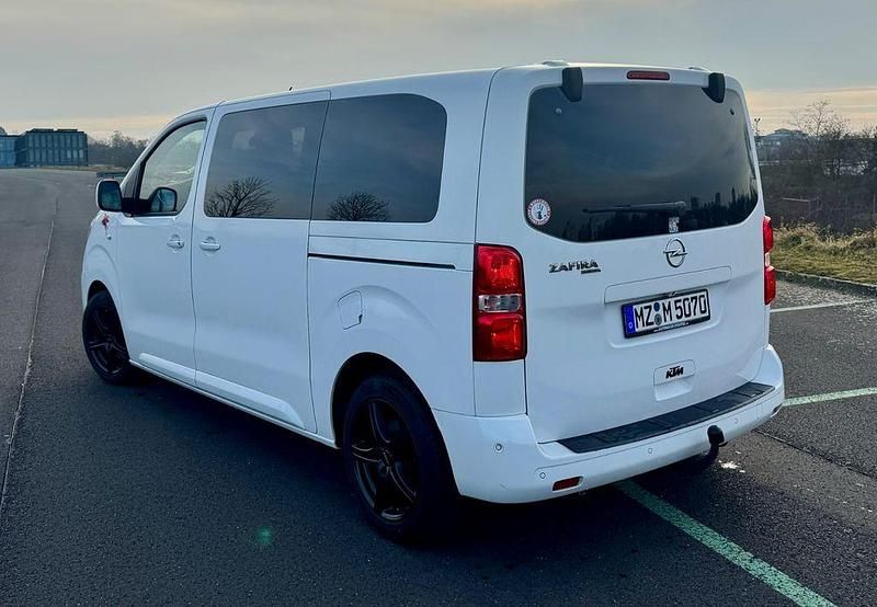 Gebraucht Opel Zafira Life 177 PS (130 kW) 2021 Weiß Van / Kleinbus