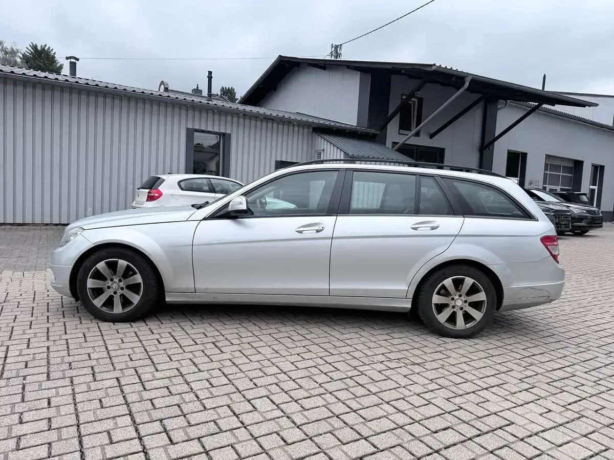 Gebraucht Mercedes C180 156 PS (114 kW) 2008 Iridiumsilber  metalliclack Kombi