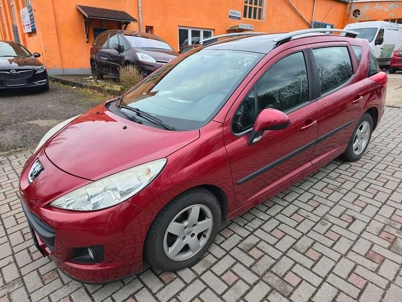 Rot Gebraucht 2011 Peugeot 207 Family Kombi | 3.490 € (Guter Preis) - Bild 1/4