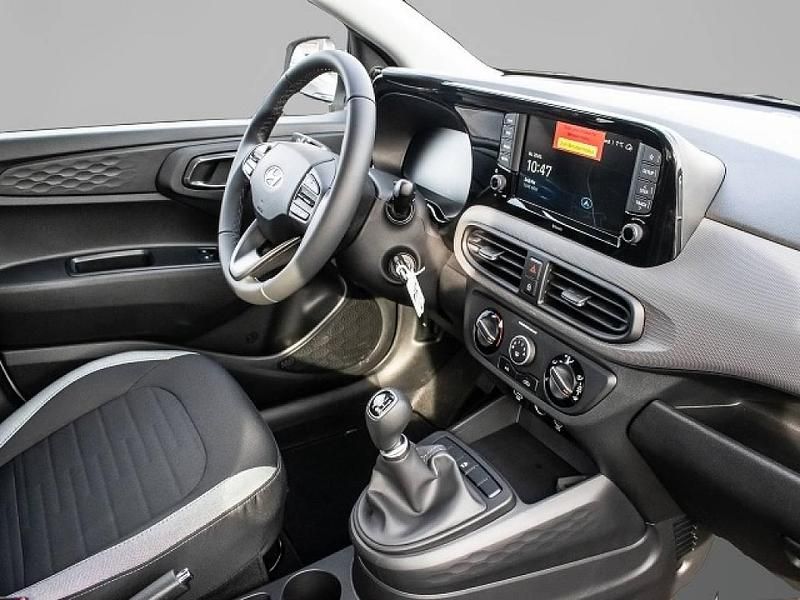 Gebraucht Hyundai i10 Select 63 PS (46 kW) 2025 Weiß Kleinwagen