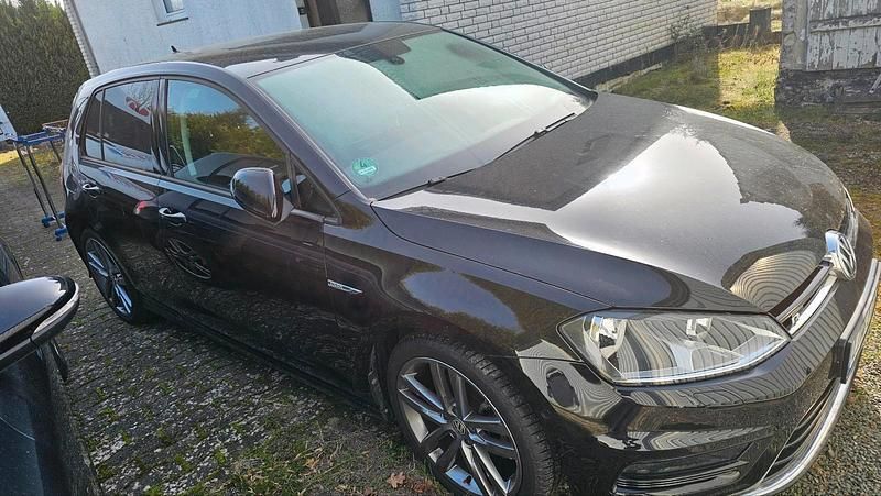 Gebraucht VW Golf VII Cup 122 PS (89 kW) 2014 Schwarz Limousine