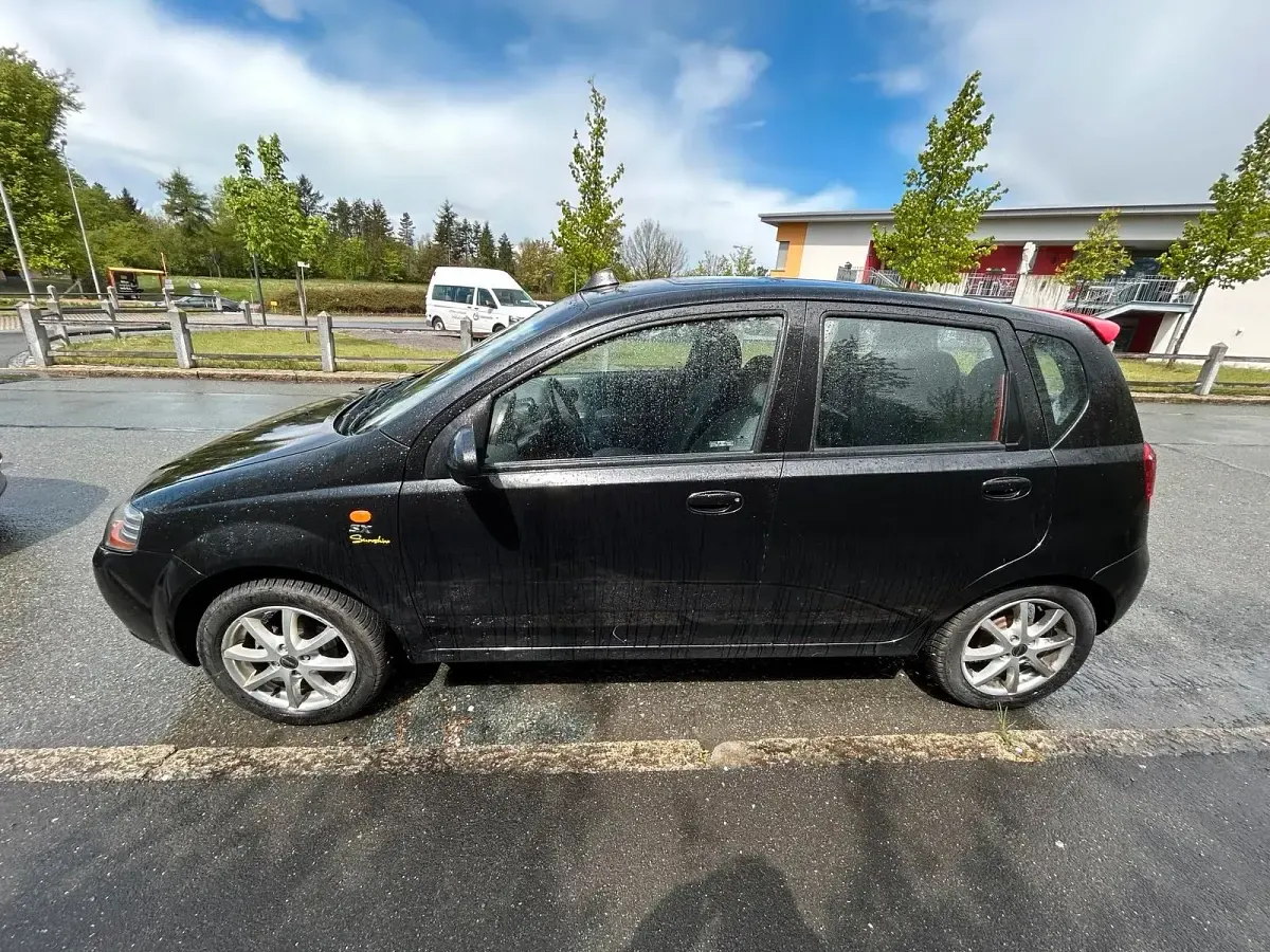 Gebraucht Chevrolet Kalos SX 94 PS (69 kW) 2005 Schwarz Kleinwagen