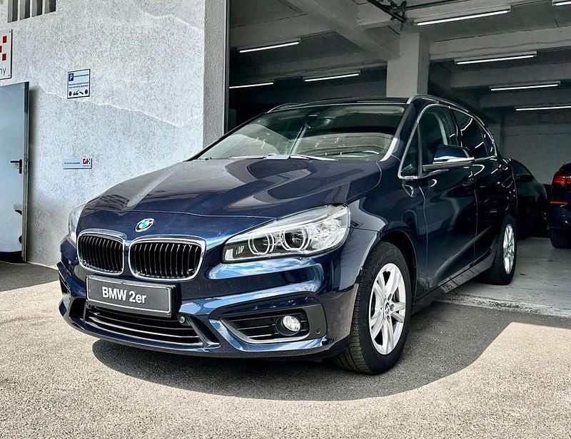 Imperialblau Gebraucht 2015 BMW 218 Basis Van / Kleinbus | 12.999 € (Fairer Preis) - Bild 1/4