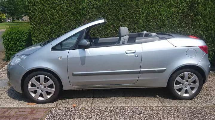 Second-hand Mitsubishi Colt Invite 109 CP (80 kW) 2008 Argintiu Cabrio