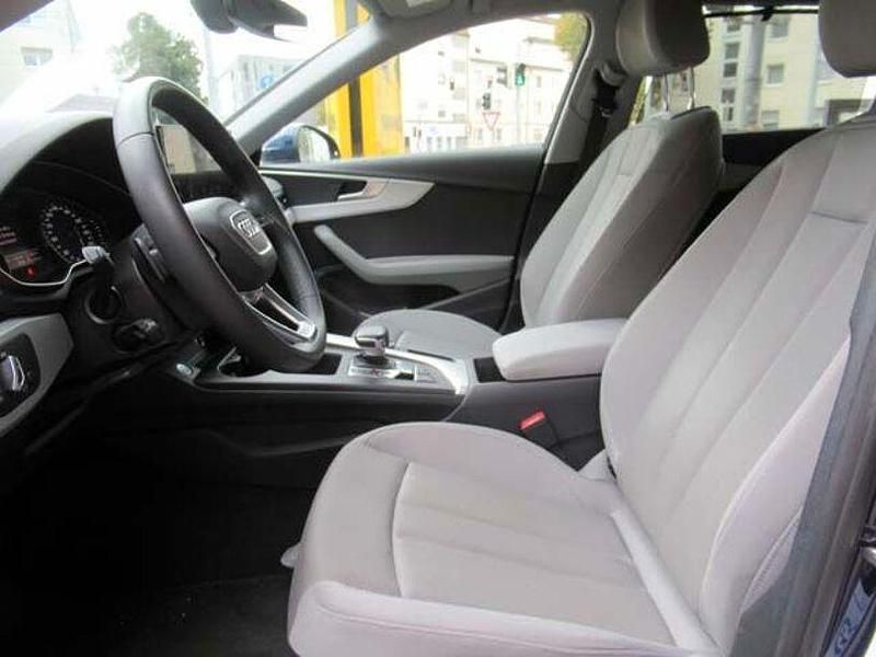 Gebraucht Audi A4 204 PS (150 kW) 2021 Blau Kombi