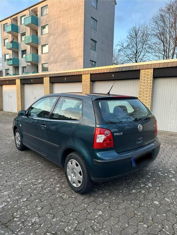 Gebraucht VW Polo 64 PS (47 kW) 2003 Grün Kleinwagen
