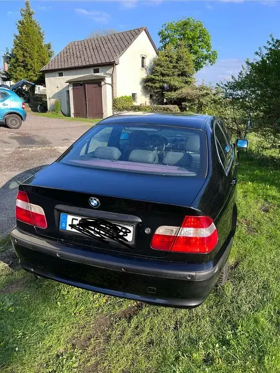 Gebraucht BMW 318 143 PS (105 kW) 2005 Schwarz Limousine