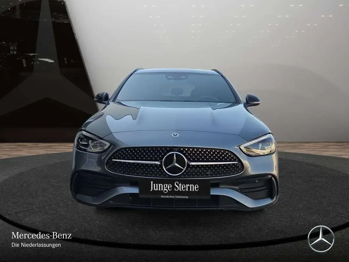 Gebraucht Mercedes C220 AMG 200 PS (147 kW) 2023 Selenitgrau Kombi
