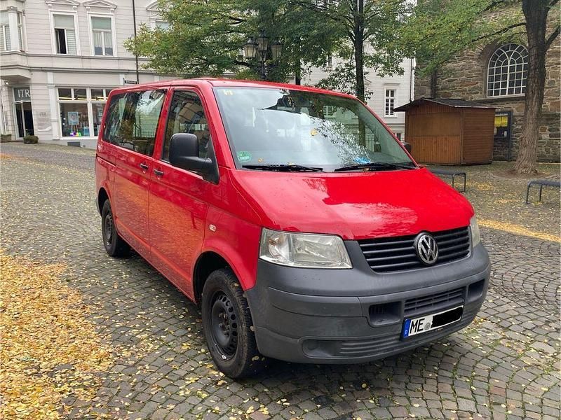 Rot Gebraucht 2009 VW T5 Van | 5.800 € (Superpreis) - Bild 1/4