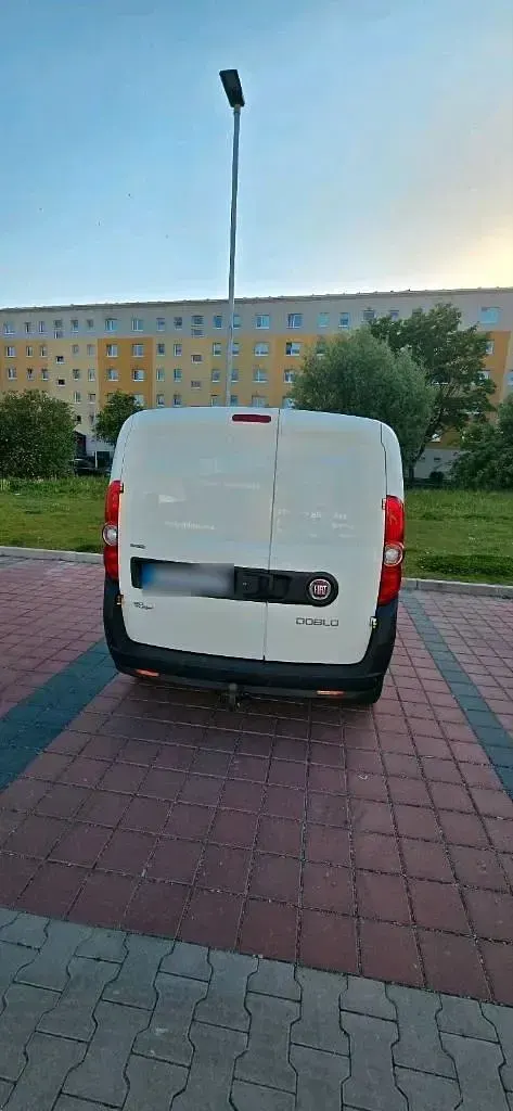 Gebraucht Fiat Doblò 90 PS (66 kW) 2014 Weiß Van / Kleinbus