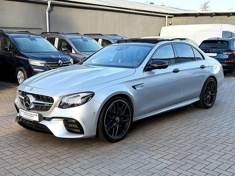 Gebraucht Mercedes E63S AMG AMG 612 PS (450 kW) 2017 Silber Limousine