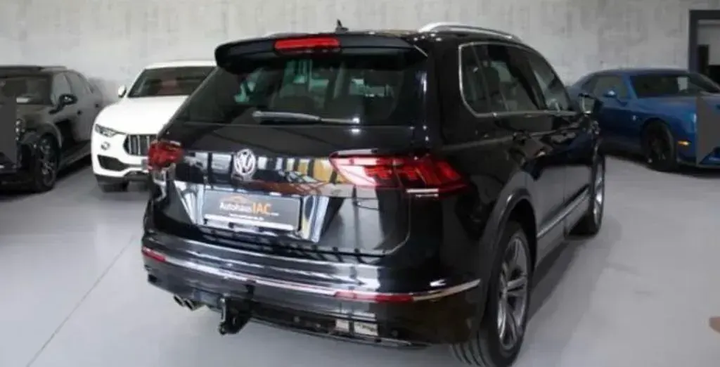 Gebraucht VW Tiguan R-line 190 PS (139 kW) 2016 Schwarz SUV