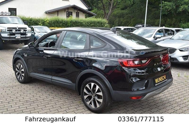 Gebraucht Renault Arkana Equilibre 140 PS (102 kW) 2023 Schwarz SUV