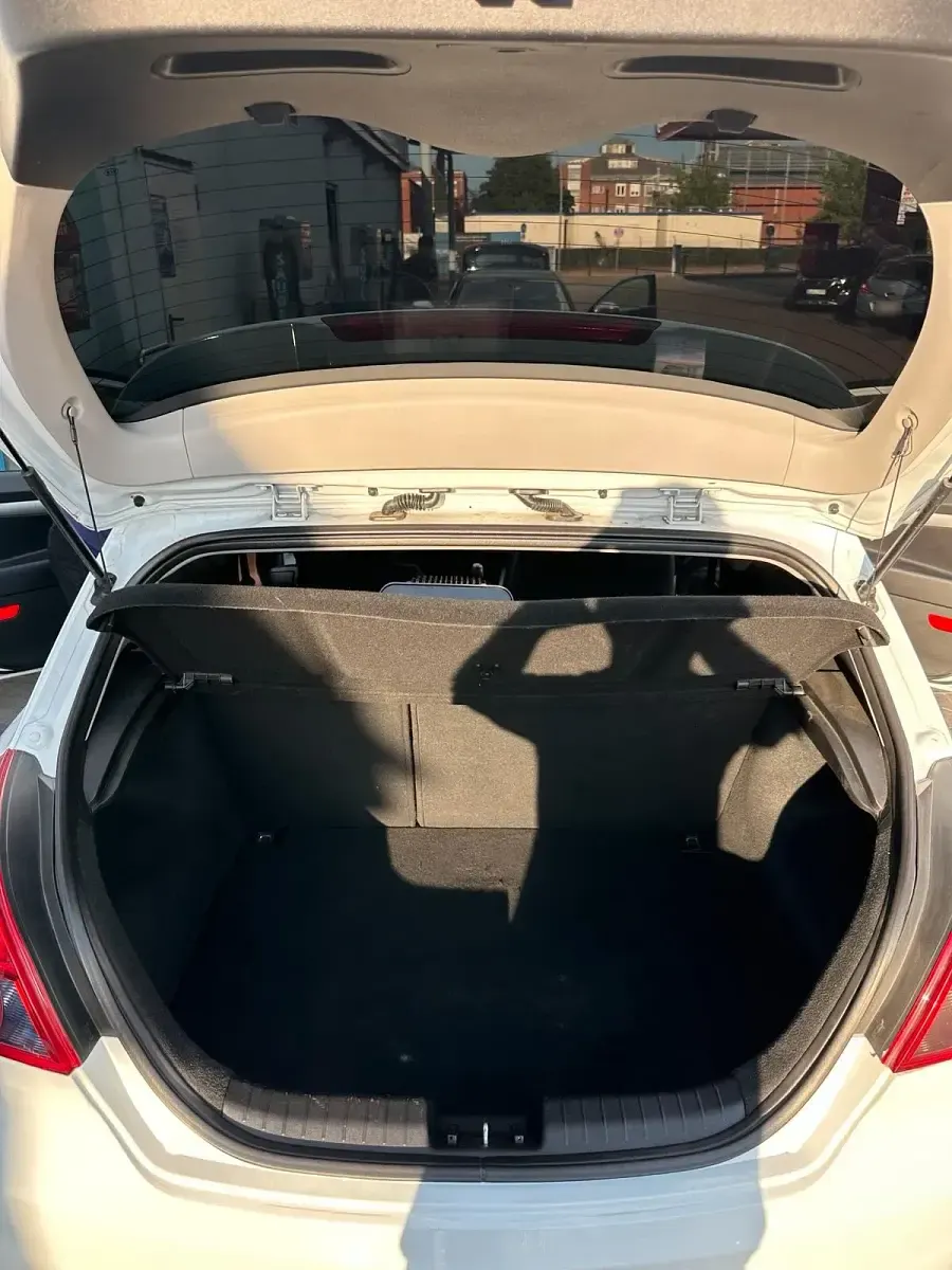 Gebraucht Kia Ceed 125 PS (91 kW) 2010 Weiß Kleinwagen