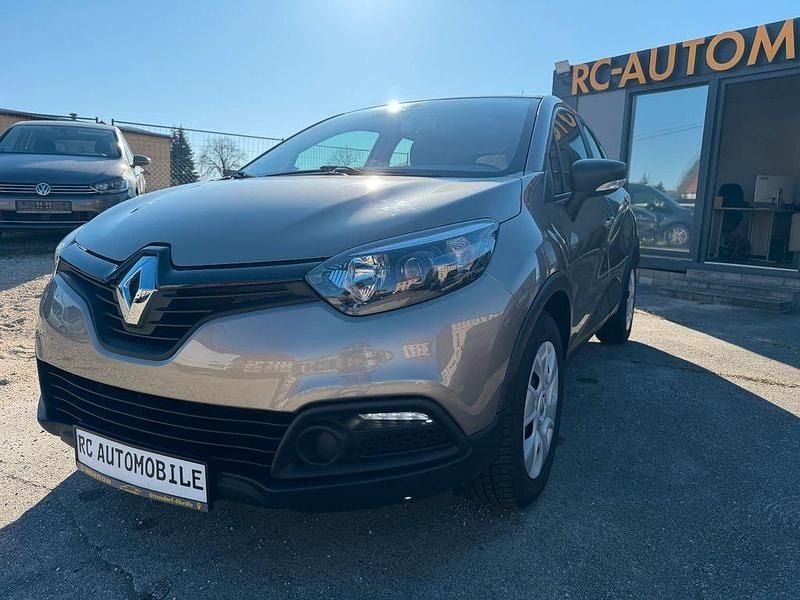 Gebraucht Renault Captur Expression 90 PS (66 kW) 2014 Braun SUV