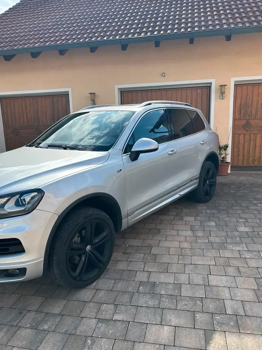 Gebraucht VW Touareg R-line 245 PS (180 kW) 2013 Silber SUV