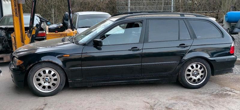 Usata BMW 320 150 CV (110 kW) 2003 Nero Station wagon