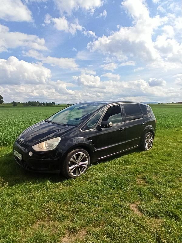 Schwarz Gebraucht 2008 Ford S-MAX S SUV | 4.300 € (Etwas zu teuer) - Bild 1/4