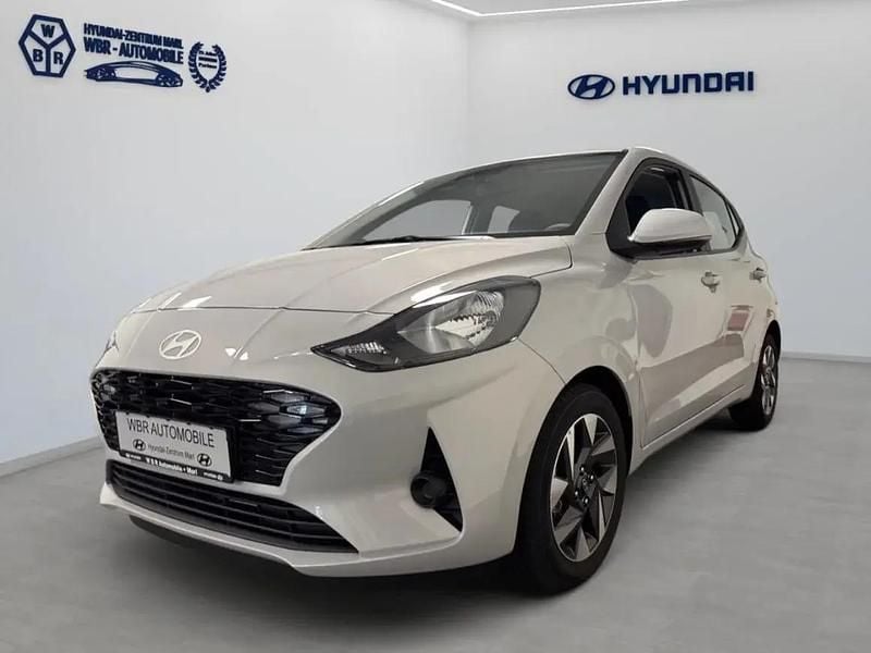 Grau Neu 2025 Hyundai i10 Trend Kleinwagen | 17.490 € (Fairer Preis) - Bild 1/1