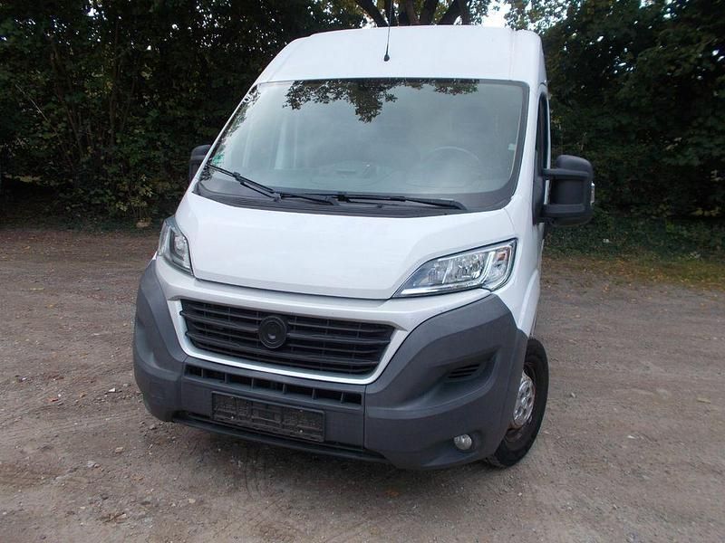 Bianco Gebraucht 2016 Fiat Ducato Van | 10.999 € - Bild 1/4