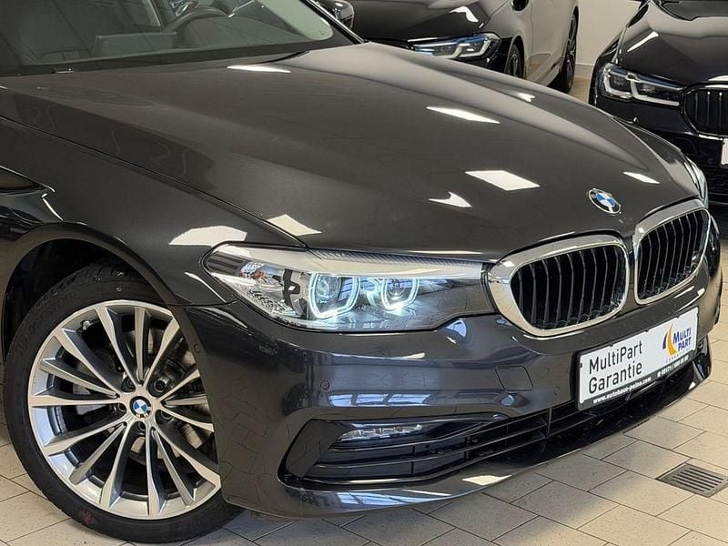 Gebraucht BMW 520 Sport Line 190 PS (139 kW) 2020 Grau Limousine