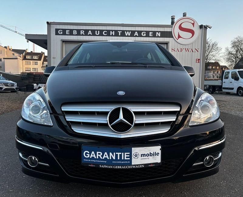 Gebraucht Mercedes B160 95 PS (69 kW) 2011 Schwarz Van / Kleinbus