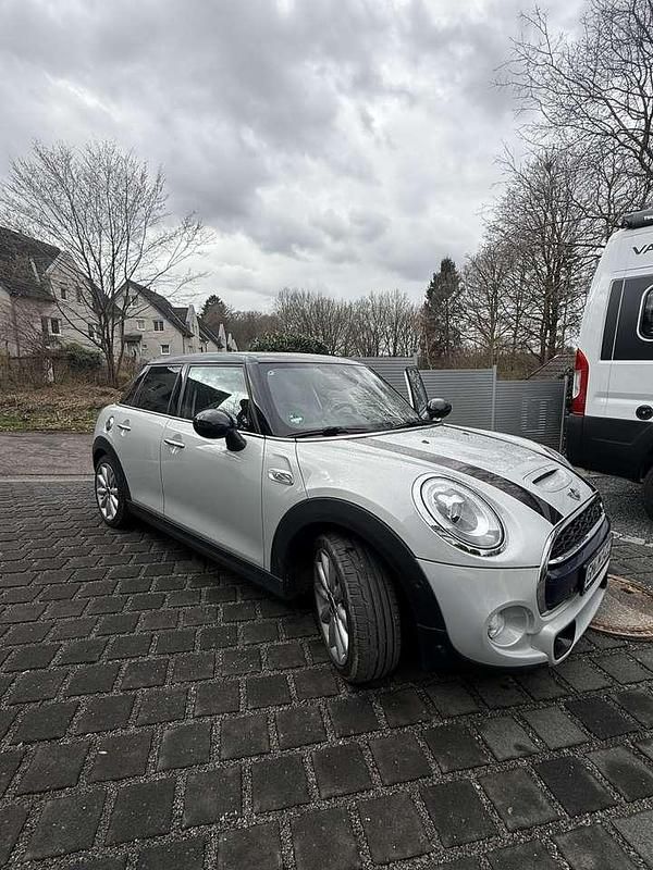 Gebraucht Mini Cooper S 192 PS (141 kW) 2016 Silber Kleinwagen